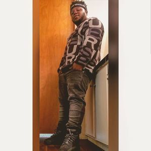 Meet your Posher, Emmitt